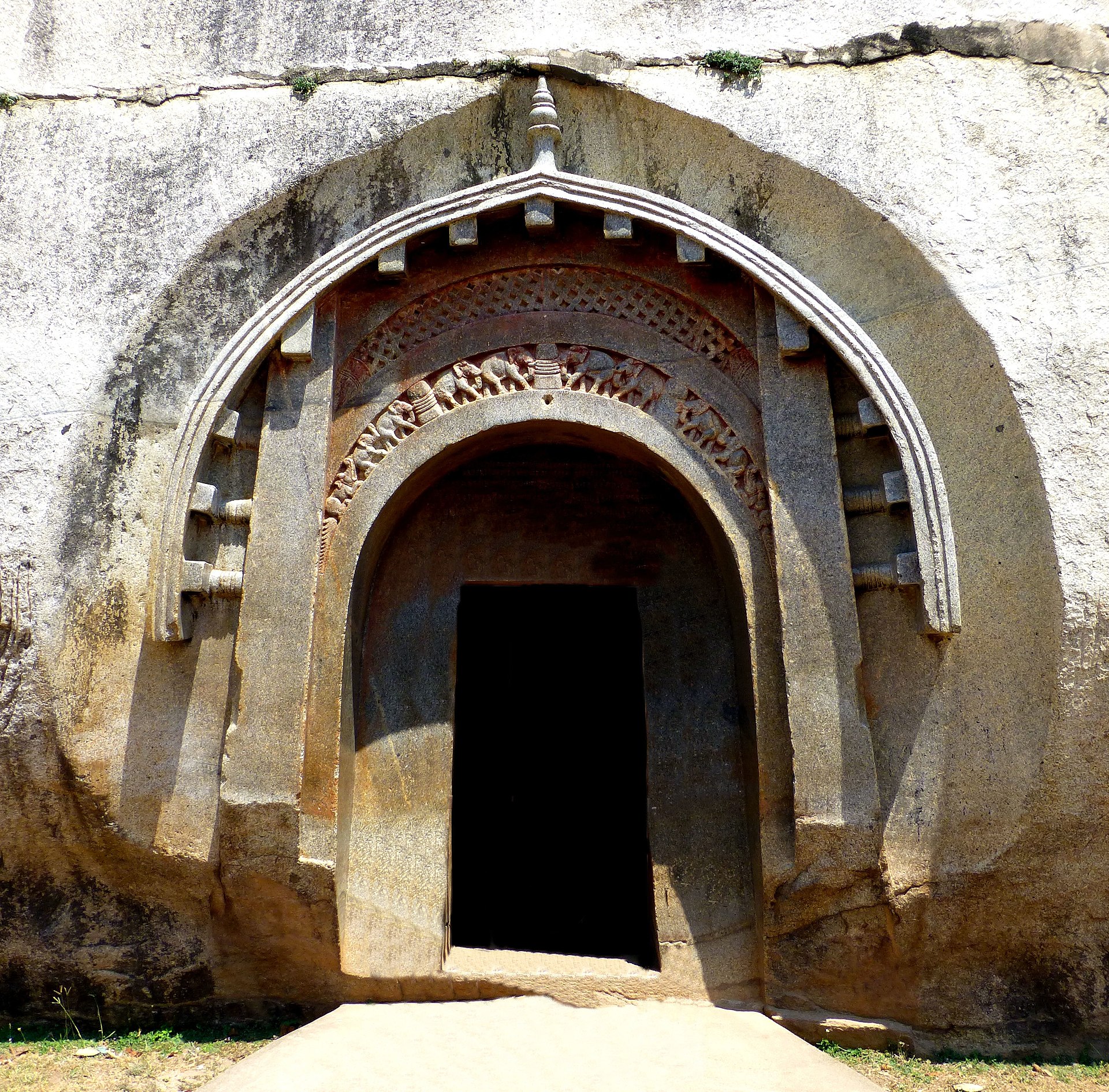 Grottes de Barabar